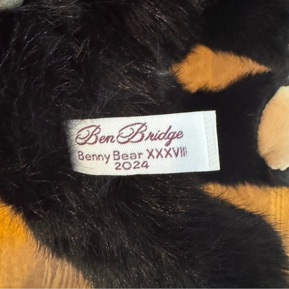 π 6/$60 NWT Ben Bridge Benny Jewelry Holder Black Tan Bear Purple Hat 2024 10β - Picture 6 of 9
